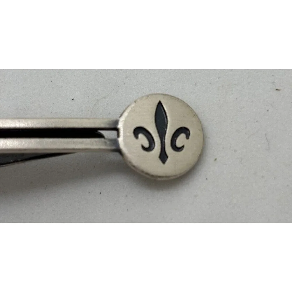 Tie Bar Tack Pin in Silver Tone with Fleur de Lis Signed Swank‎ Vintage